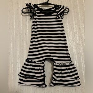 💕 (4/$15) Striped Ruffle Sleeve Jumpsuit